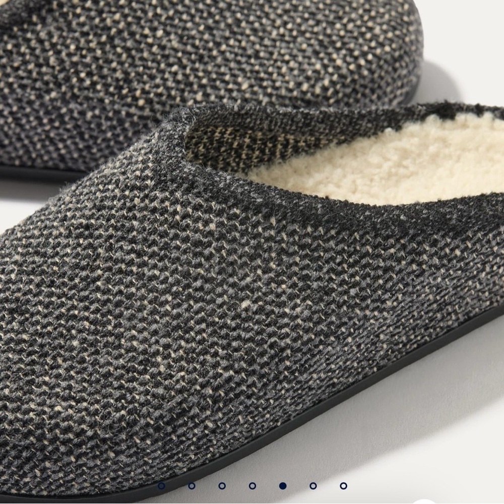 Rothy's cozy clogs Color Black Sesame Bouclé size 11 - Picture 4 of 5